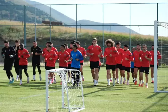 Atakaş Hatayspor, sezon hazırlıklarını Erzurum'da sürdürüyor