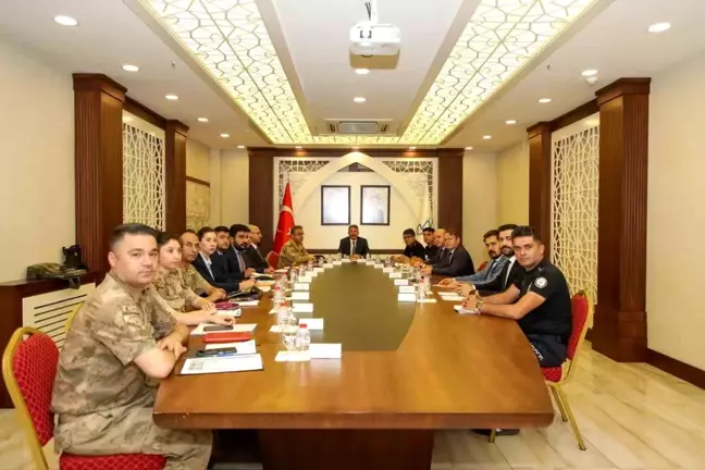 Hakkari'de Asayiş Toplantısı Gerçekleşti