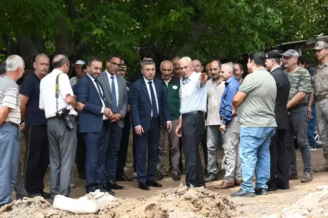 Gümüşhane Valisi Alper Tanrısever, Sel Felaketinin İzlerini İnceledi