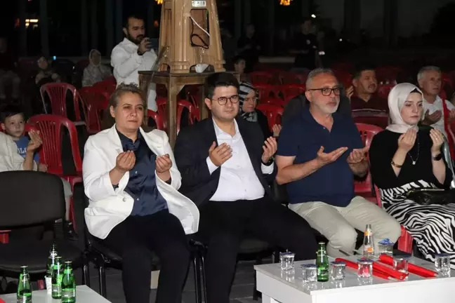 Kula'da 15 Temmuz Demokrasi ve Milli Birlik Günü Anma Programı Düzenlendi