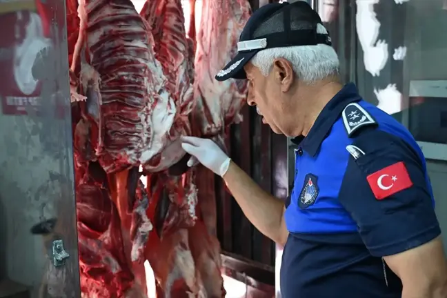 Kadirli Belediyesi Zabıta Müdürlüğü İş Yerlerinde Denetim Yaptı