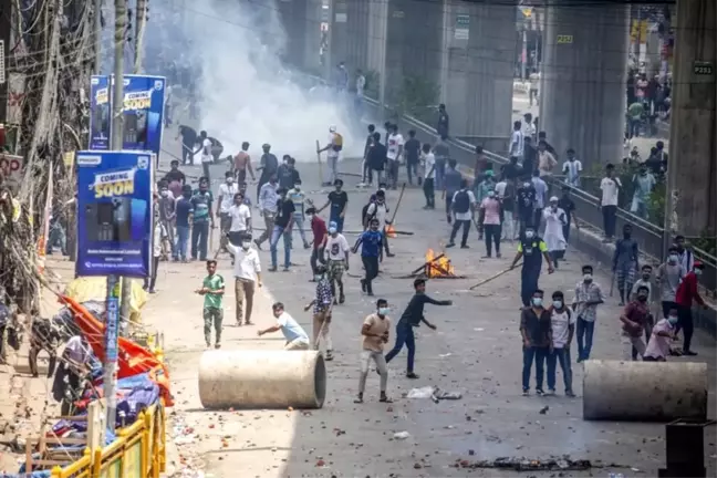 Bangladeş'te Bağımsızlık Savaşı protestolarında hayatını kaybedenlerin sayısı 25'e yükseldi