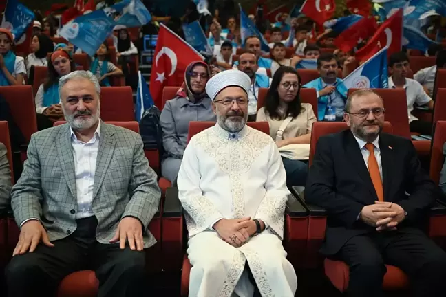 Diyanet İşleri Başkanlığı ve TDV işbirliğiyle düzenlenen yaz kampı sona erdi