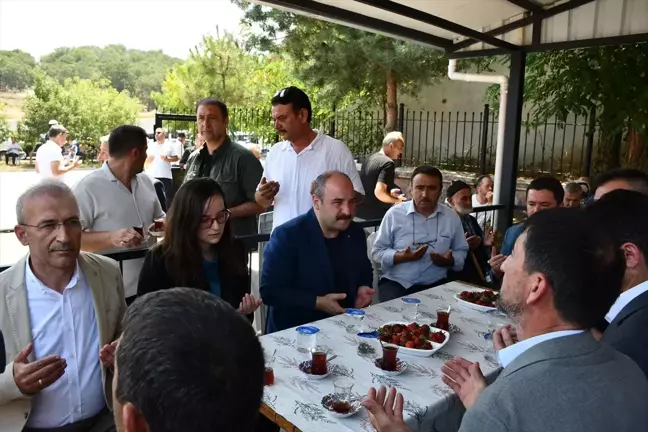 Mustafa Varank: Kıbrıs Türkü'ne yapılan mezalimin arkasında aynı zihniyet var