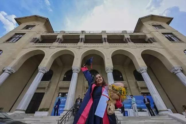 Türkiye Bursları'ndan yararlanan uluslararası öğrenciler için Ankara'da mezuniyet töreni düzenlendi