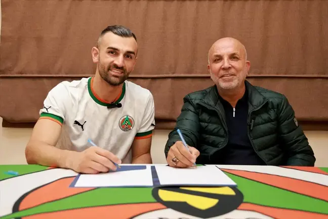 Corendon Alanyaspor, Serdar Dursun'u kadrosuna kattı