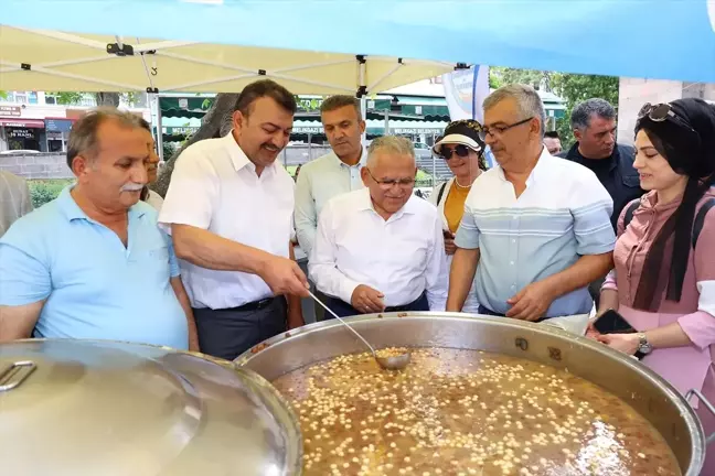 Kayseri Valisi ve Büyükşehir Belediye Başkanı Muharrem Ayı Etkinliğine Katıldı