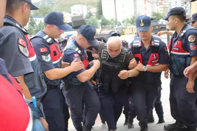 Tokat'ta çıkan silahlı kavgada eski muhtar öldürüldü, yeni muhtar ile oğlu tutuklandı