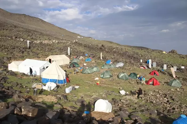 Kadınlar Ağrı Dağı'na Tırmanış Yaptı