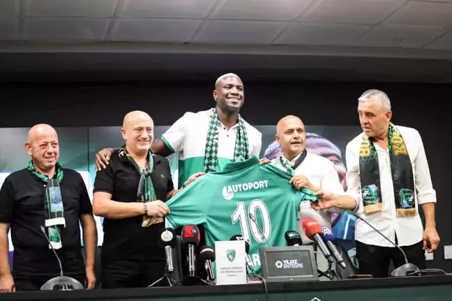 Kocaelispor, Al Ahli'den Marcao'yu kiraladı