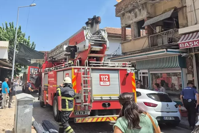 Manisa'da bir lokantada çıkan yangın söndürüldü