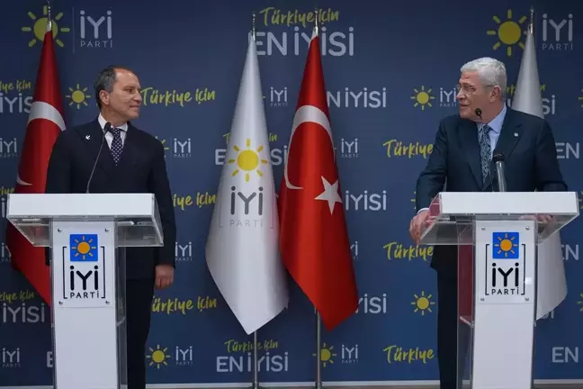 İYİ Parti Genel Başkanı Müsavat Dervişoğlu, Yeniden Refah Partisi Genel Başkanı Fatih Erbakan ile Görüştü