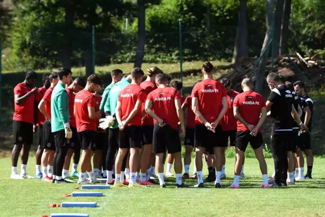 Manisa Futbol Kulübü Bolu kampını tamamladı