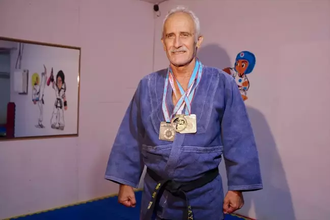 Eskişehir'deki Veteran Judo Sporcuları Dünya Şampiyonası İçin Antrenman Yapıyor