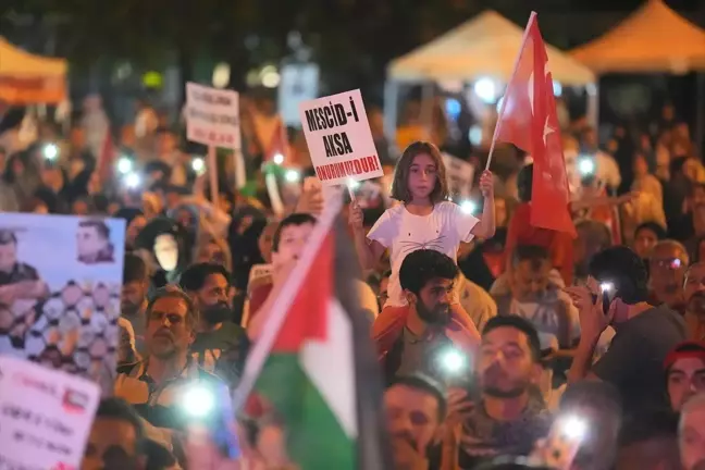 İsmail Heniyye için Düzce'de yürüyüş düzenlendi