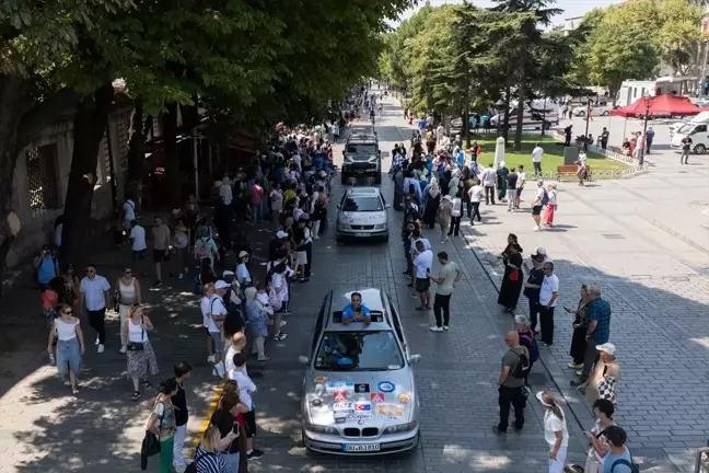 Doğu-Batı Dostluk ve İpek Yolu Rallisi İstanbul'da Başladı