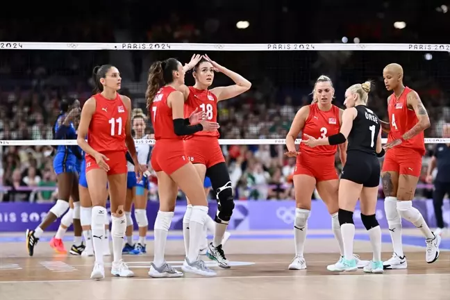 Filenin Sultanları çeyrek final maçı ne zaman? Paris Olimpiyatları Türkiye A Milli Kadın Voleybol Takımının çeyrek finalde rakibi kim olacak?