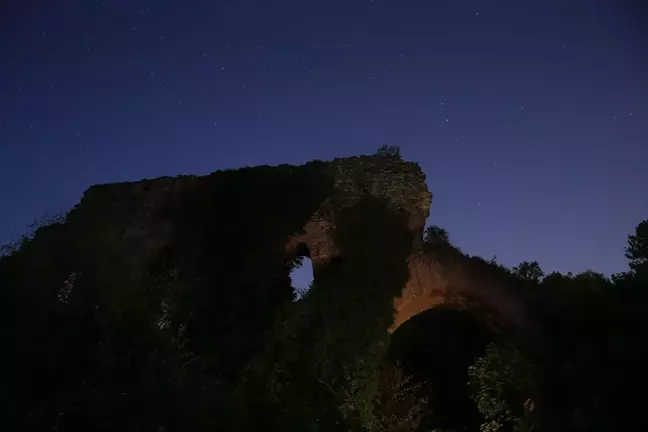 İzmit'teki Antik Su Kemerinde Perseid Meteor Yağmuru Gözlemlendi