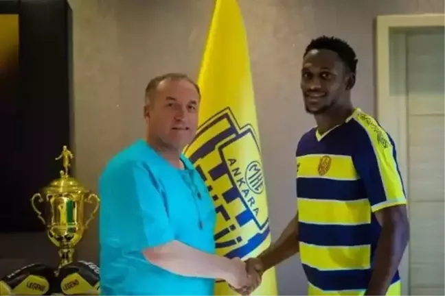 Ankaragücü Futbolcusu Renaldo Cephas Başka Kulüple Anlaştı