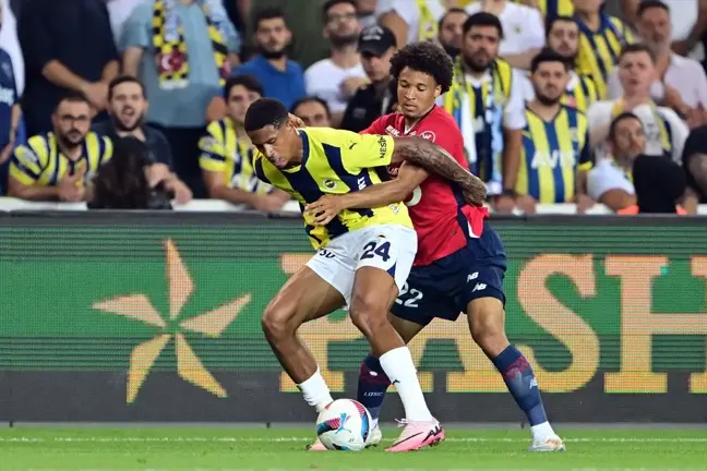 Fenerbahçe ile Lille arasındaki UEFA Şampiyonlar Ligi maçının ilk yarısı 0-0 sona erdi