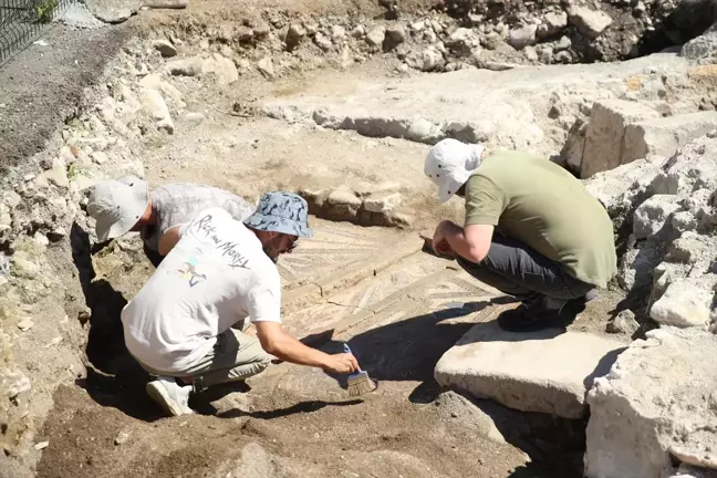 Aziz Konstantin ve Helana Manastırı, turistlerin yeni gezi alanı olacak