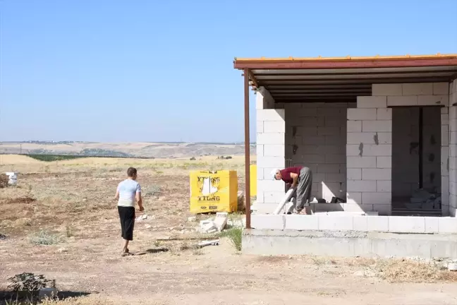 Adıyaman'da Yapılan Hobi Evleri Yıkıldı