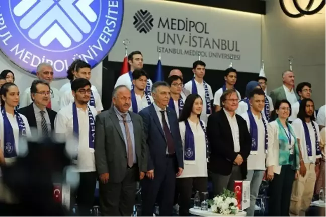 YKS Şampiyonları İstanbul Medipol Üniversitesi'ni Tercih Etti