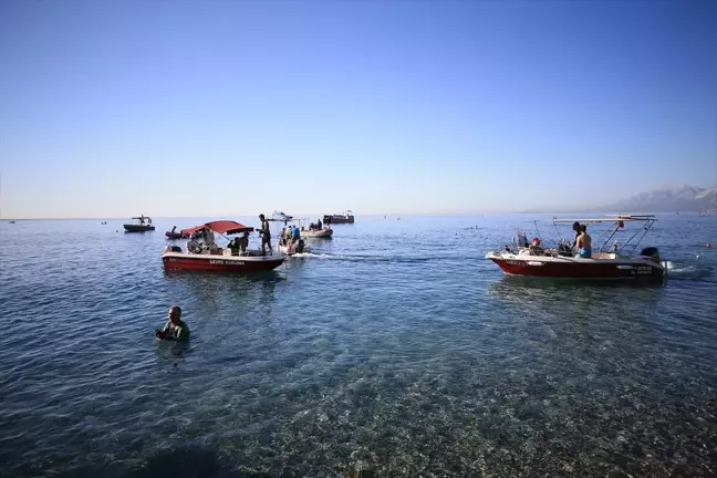 Antalya'da Aslan Balığı Yakalama Yarışması ve Tadım Etkinliği Düzenlendi