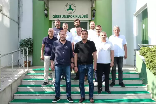 Giresun Belediye Başkanı Fuat Köse, Giresunspor'u ziyaret etti