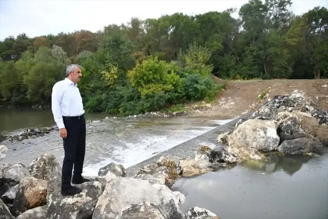 Edirne Valisi, kuraklık nedeniyle Tunca Nehri'nde incelemede bulundu