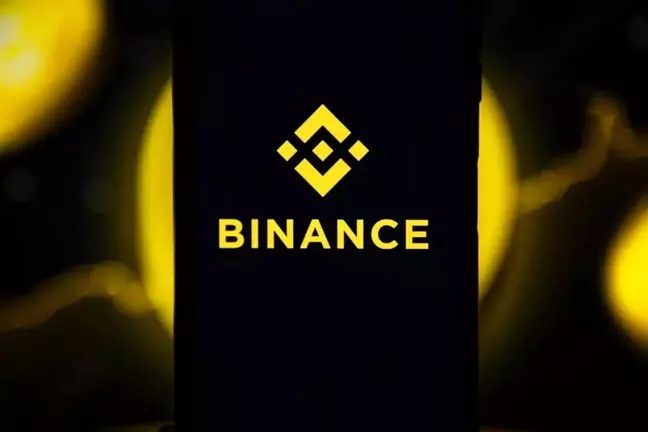 Binance uyum sorunlarını aşmak için dev işe alım gerçekleştirecek