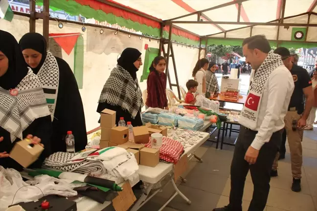 Malazgirt'te Gazze için kermes düzenlendi