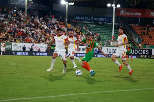 Corendon Alanyaspor ile Göztepe 1-1 berabere kaldı