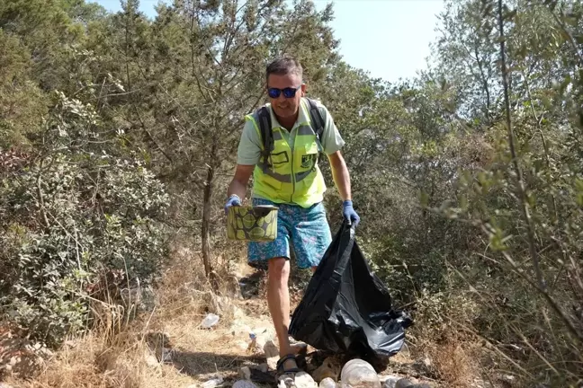 Muğla'da Torba Mahallesi'nde Temizlik Seferberliği