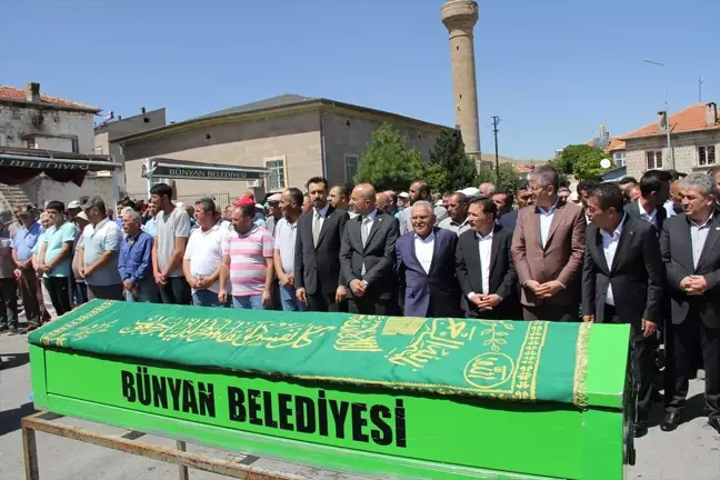 Kayseri'de selde hayatını kaybeden Muhittin Saraç toprağa verildi