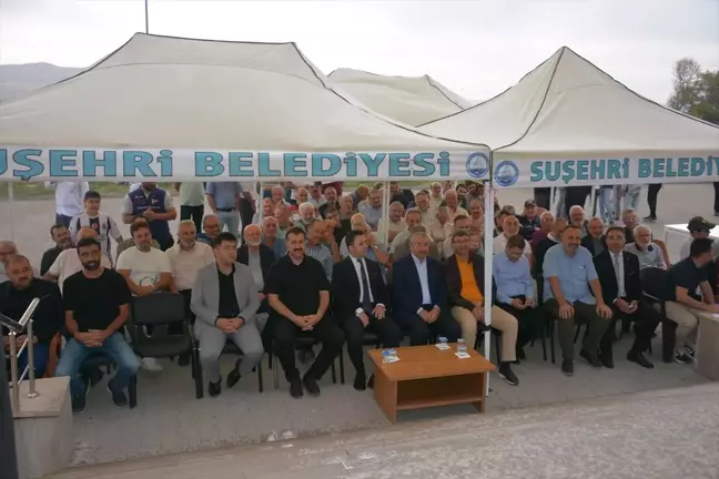 Sivas'ta İmam Hatip Lisesi Mezunları ve Mensupları Derneği'nden Pilav Günü Etkinliği