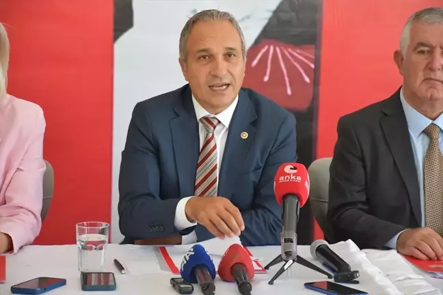 CHP Genel Başkan Yardımcısı Suat Özçağdaş'tan öğretmen atamalarıyla ilgili çağrı