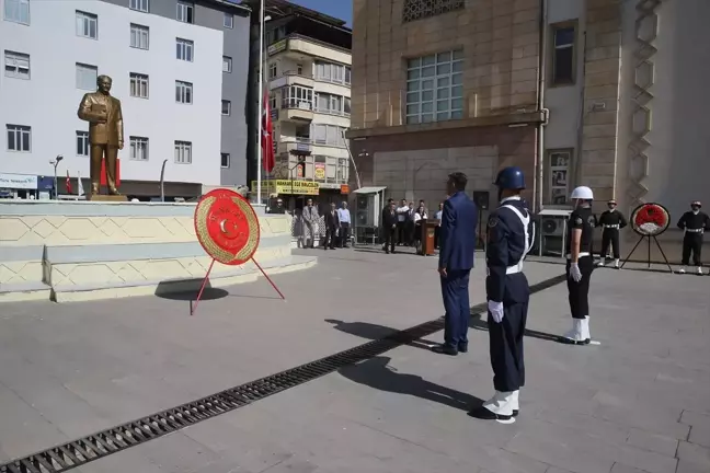 30 Ağustos Zafer Bayramı Törenleri Van, Hakkari, Bitlis ve Muş'ta Düzenlendi