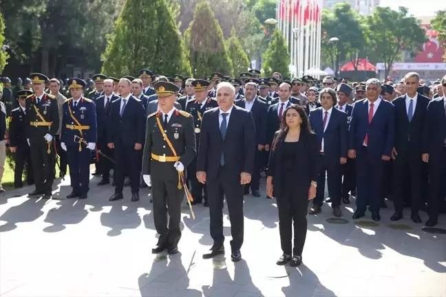 30 Ağustos Zafer Bayramı Diyarbakır, Batman, Elazığ, Siirt, Şırnak, Bingöl ve Mardin'de Kutlandı