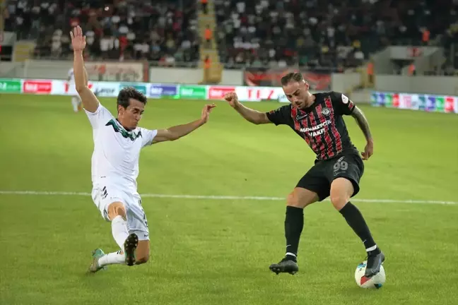 Ahlatcı Çorum FK, Sakaryaspor ile 1-1 berabere kaldı