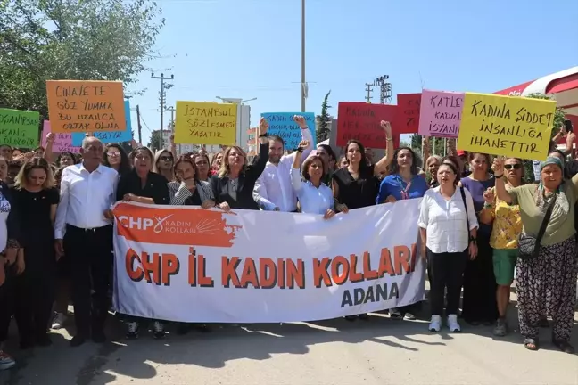 Adana'da Kadın Cinayeti Protesto Edildi