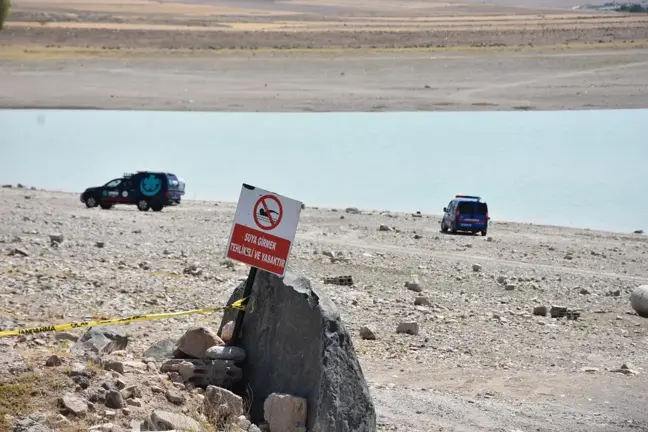 Niğde'de baraj gölünde ölü bulunan baba ve kızı toprağa verildi