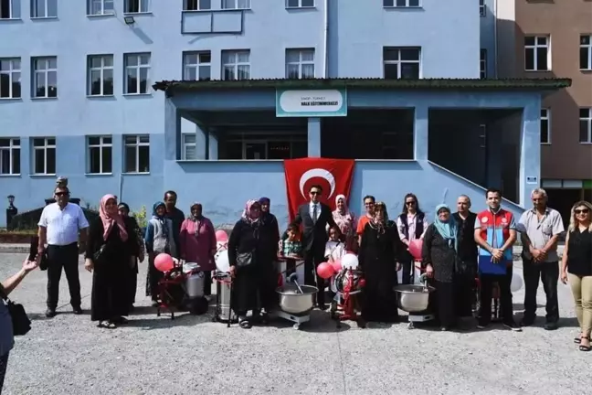 Sinop'ta Emekçi Kadınlara Makine Desteği