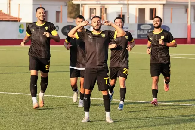 Aliağa FK, Ayvalıkgücü Belediyespor'u deplasmanda 2-0 yendi