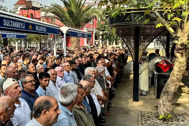 Sultanbeyli'de Silahlı Kavga Sonucu Hayatını Kaybeden Baba ve Kızının Cenazeleri Defnedildi