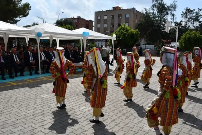 Adana'da İlköğretim Haftası Coşkuyla Kutlandı