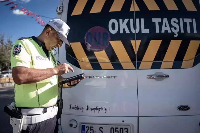 Erzurum'da Öğrenci Servisleri Denetlendi