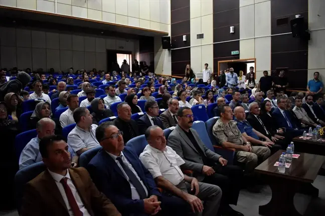 Bitlis'te İlköğretim Haftası Programı Düzenlendi