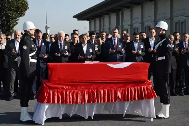 İsrail Askerleri Tarafından Katledilen Ayşenur Ezgi Eygi'nin Cenazesi İstanbul'a Getirildi