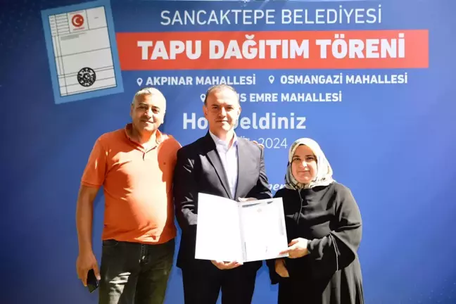 Sancaktepe Belediyesi, 49 vatandaşa tapularını dağıttı